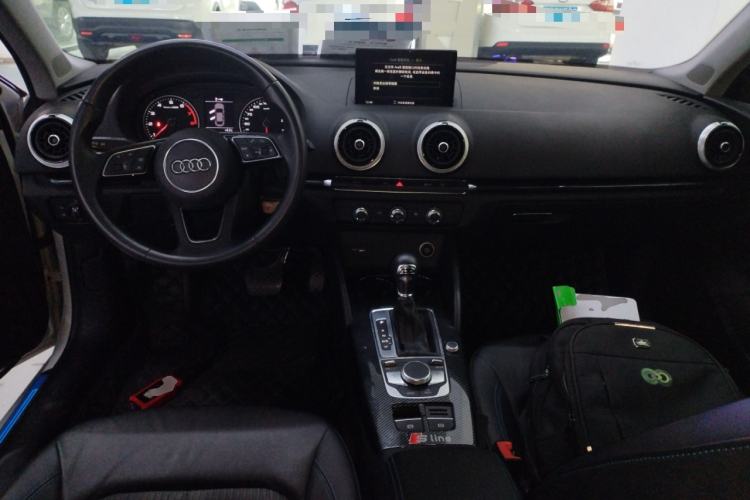 Used Audi A3 2019 Limousine 35 TFSI Fashion Edition China V standard
