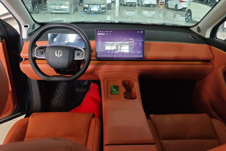 Used Leapmotor C16 2024 Range-Extended 200 Luxury Edition