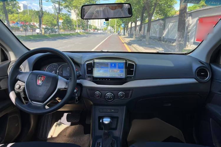 Used Roewe 350 2015 1.5L Automatic Luxury Sunroof Edition
