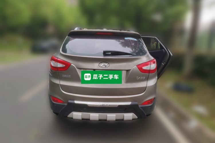 Used Hyundai ix35 2013 2.0L Automatic Two-Wheel Drive Smart GLS China IV Standard Rear