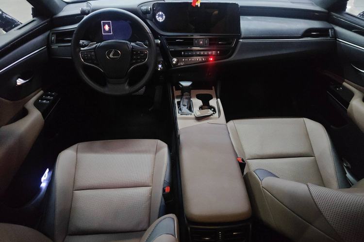 Used Lexus ES 2023 200 Excellence Edition