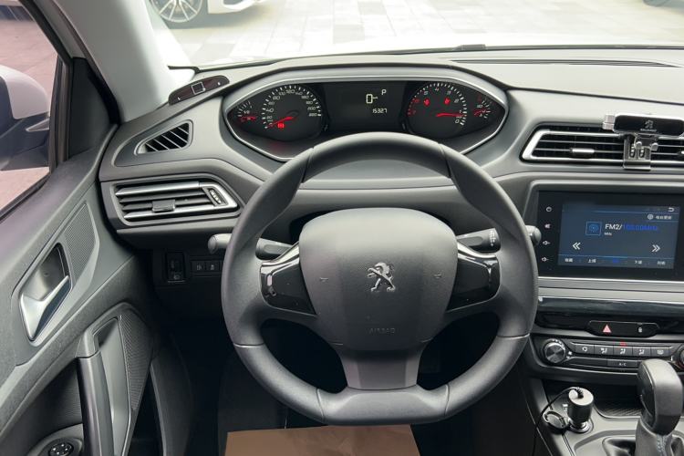 Used Peugeot 308 2016 1.6L Automatic Fashion Edition