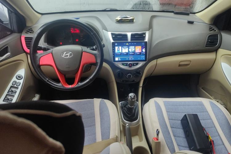 Used Hyundai Verna (older generation) 2010 Sedan 1.4L Manual Comfort GS
