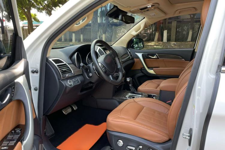 Used Haval H9 2015 2.0T Four-Wheel Drive Luxury 7-Seater
