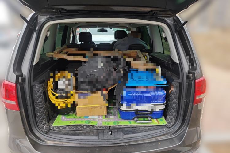 Used Volkswagen Sharan 2013 1.8TSI Standard Model Euro IV Trunk