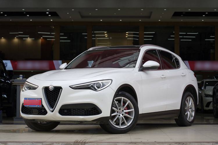 Used Alfa Romeo Stelvio 2017 2.0T 280HP Luxury Edition