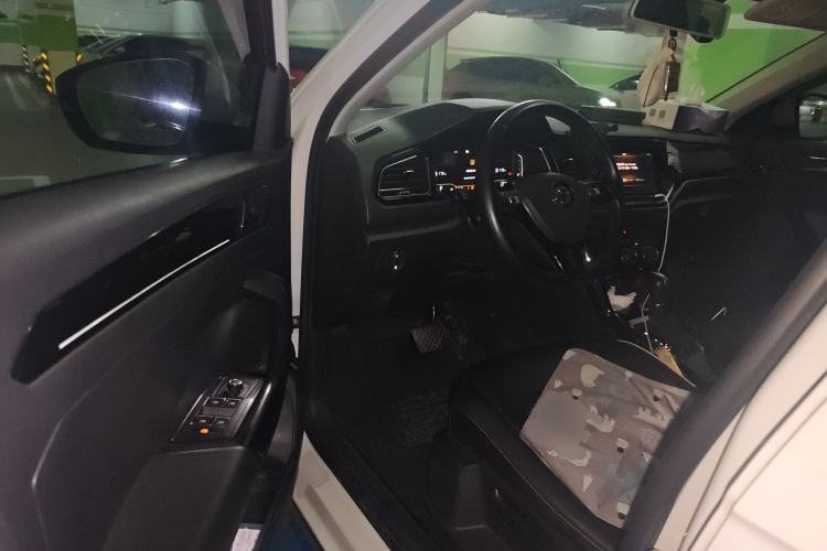 Used Volkswagen T-ROC 2019 280TSI DSG Two-Wheel Drive Comfort Version China VI Standard