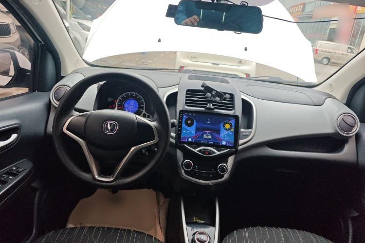 Used CHANGAN Benni E-Star 2021 National Edition Xin Yue Version Lithium Iron Phosphate (31.95 kWh) Center Console