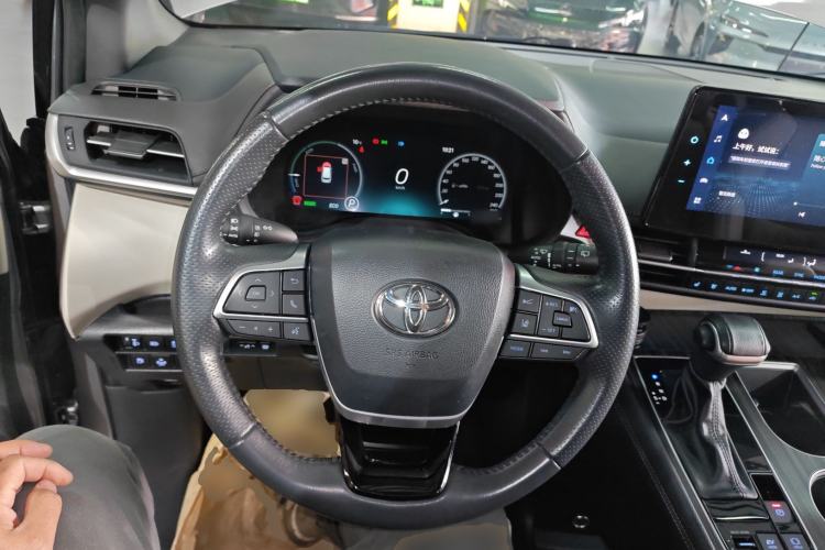 Used Toyota Sienna 2021 2.5L Hybrid Ultimate Edition
