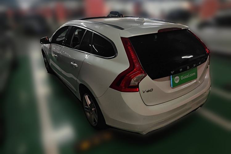 Used Volvo V60 2015 T5 Zhiya Edition