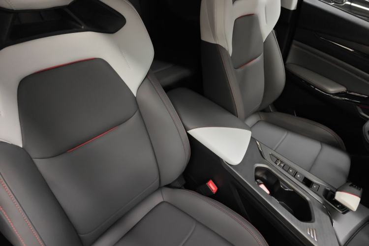 Used Oshan X5 PLUS 2023 1.5T DCT Navigation Edition