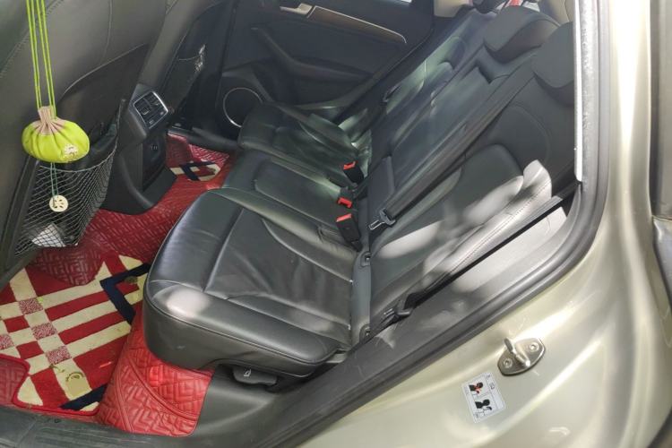 Used Audi Q5 2015 40 TFSI Comfort Model Left Rear Seat