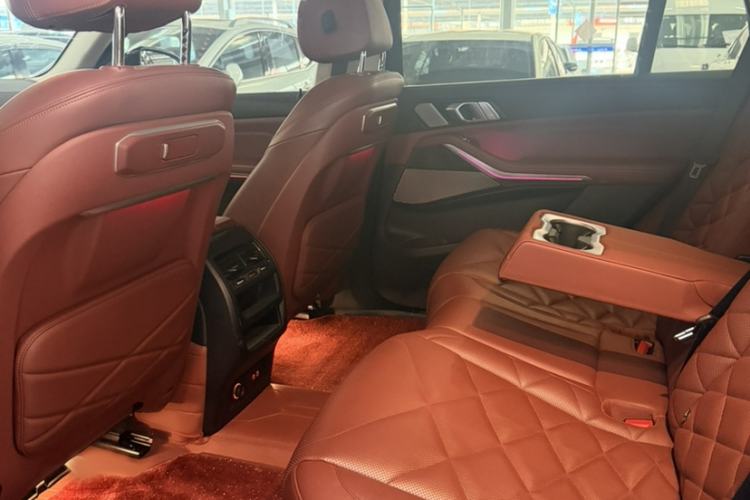 Used BMW X5 2023 xDrive 30Li Luxury M Sport Night Edition Package
