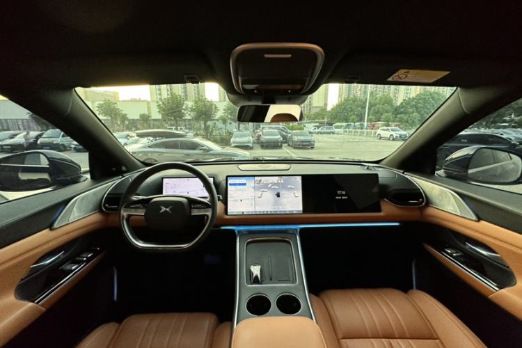 Used XPeng G9 2024 570 Max Interior 1