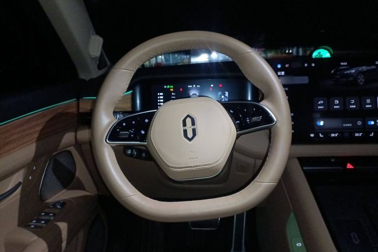 Used Hima AITO M5 2024 Extended-Range Max Rear-Wheel Drive Advanced Intelligent Driving Version
