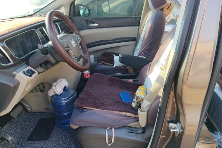 Used Buick GL8 2011 3.0L GT Luxury Business Haoya Edition
