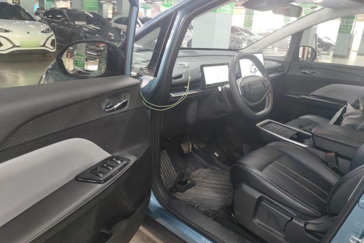 Used Venucia VX6 2024 520 Travel Edition
