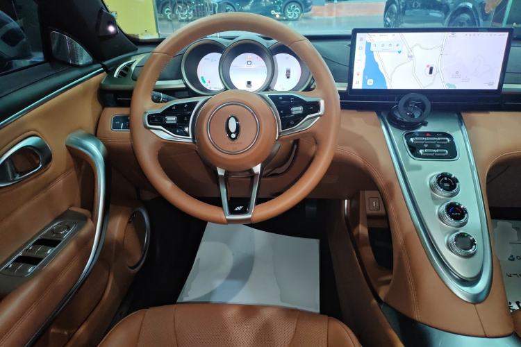 Used ORA Lightning Cat 2022 555 km Luxury Edition