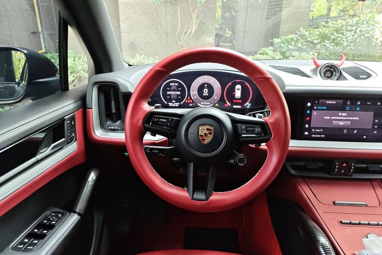 Used Porsche Cayenne 2024 Cayenne 3.0T Steering Wheel