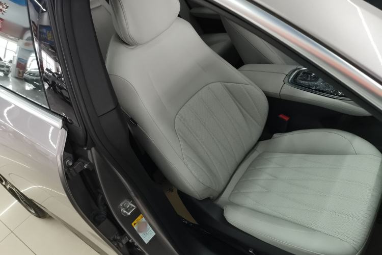 Used CHANGAN NEVO A07 2025 Blue Whale Range-Extending Version 230 Flagship Model
