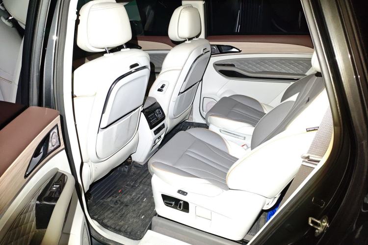 Used FORTHING Yacht 2022 1.5T DCT Chasing-the-Waves Edition