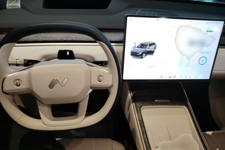 Used ONVO Luxeed L90 2025 Model—Max Six-Seater Version
