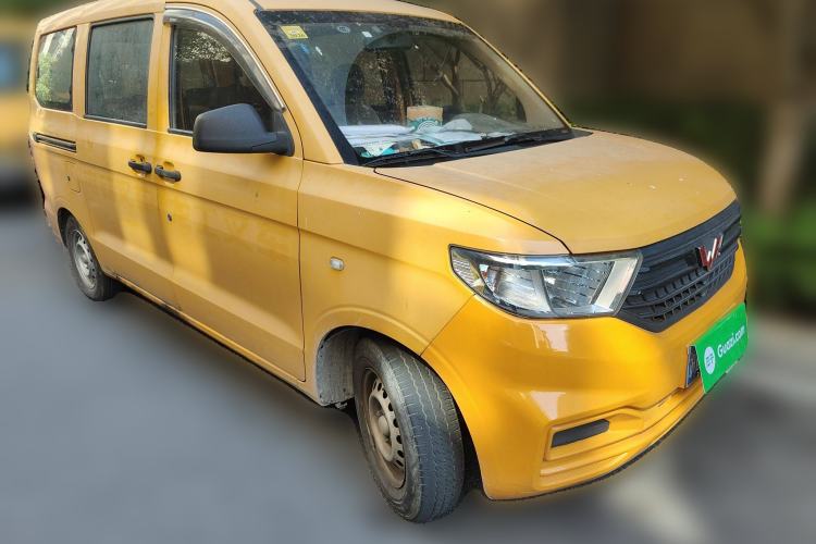 Used Wuling Hongguang V 2019 1.5L Standard Version China VI LAR
