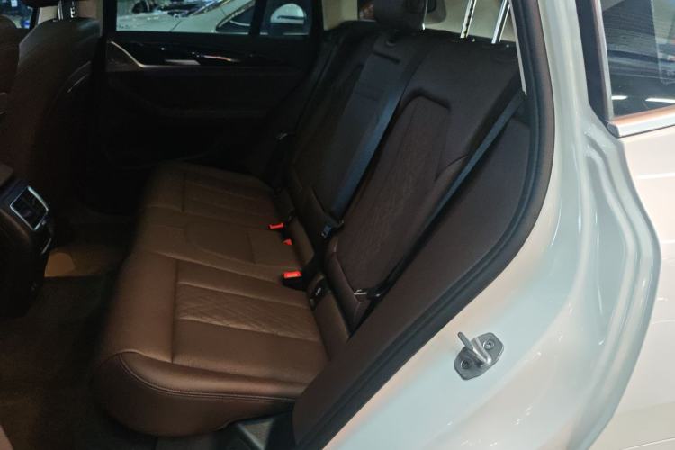 Used BMW X3 2023 xDrive25i M Sport Package Left Rear Seat