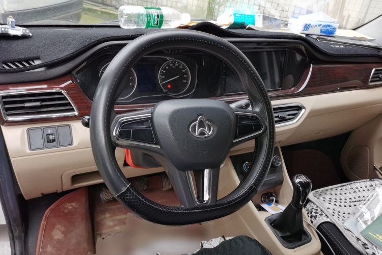 Used CHANGAN KUAYUE Xing V5 2021 1.6L Jinbao Edition Luxury Version DAM16KR Steering Wheel