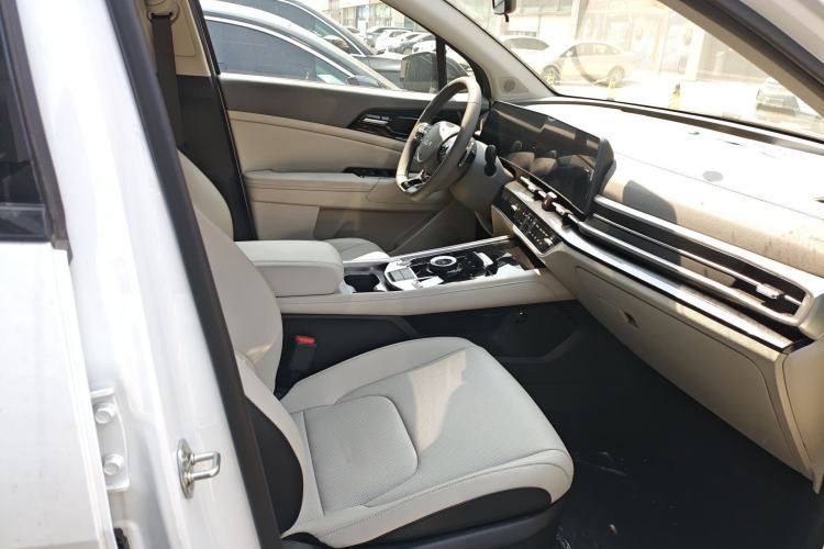 Used Kia Sportage (Chinese Domestic Model) 2025 1.5T Two-Wheel Drive Prestige Edition
