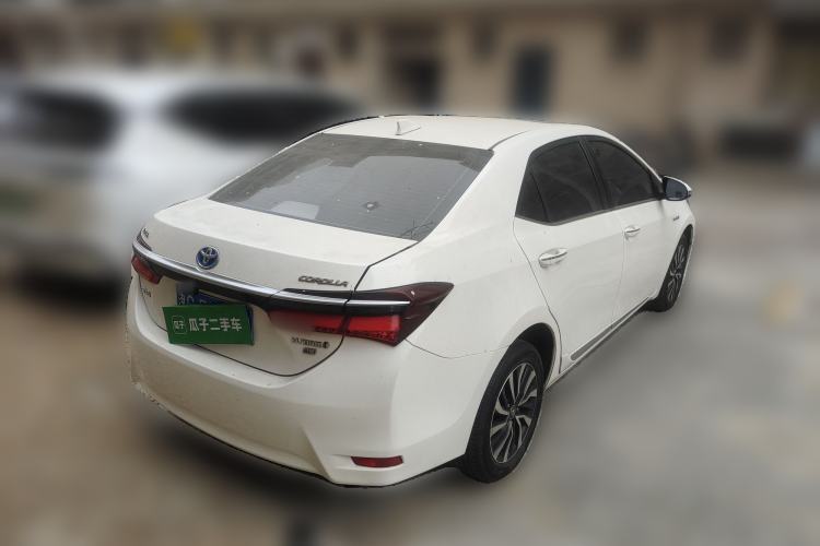 Used Toyota Corolla 2017 Revised Dual-Engine 1.8L E-CVT Leading Edition Rear Right 45 Deg