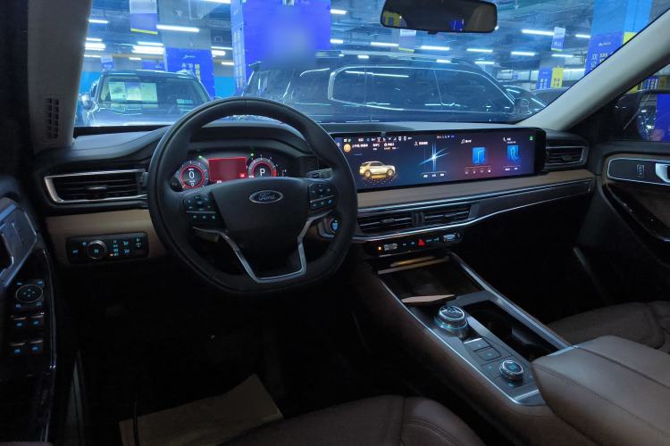 Used Ford Explorer 2023 EcoBoost 285 Four-Wheel Drive Stylish Plus Version 7 Seats
