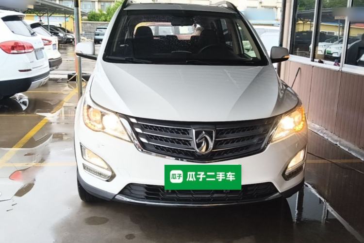 Used Baojun 560 2015 1.8L manual luxury version