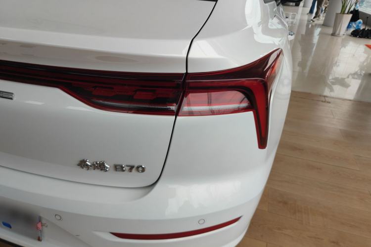 Used Bestune B70 2023 3rd Generation 1.5T Automatic Enjoyment Version 70th Anniversary Edition