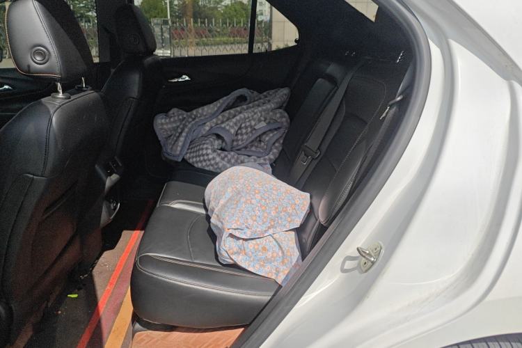 Used Chevrolet Equinox 2019 535T Automatic YuJie Edition China V Standard
