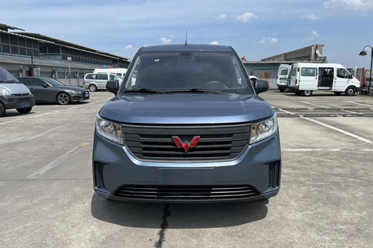 Used Wuling Hongguang PLUS 2020 1.5L Manual Standard Edition 7-Seater
