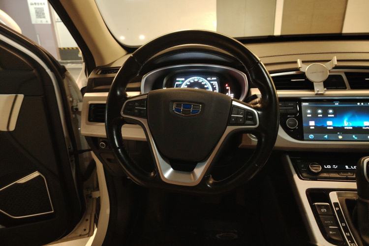 Used Geely Auto Emgrand X7 Sport 2016 1.8TD Automatic ZhiZun Version
