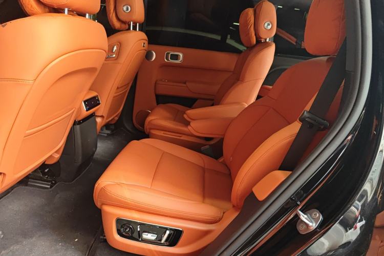 Used Li Auto L8 2025 Max Smart Refresh Edition
