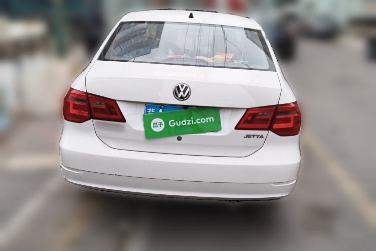 Used Volkswagen Jetta 2015 Zhuihui Edition 1.4L Manual Fashion Model Rear