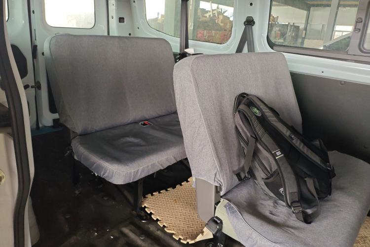 Used Farizon Xingxiang V 2025 Star Enjoy V7E Functional Edition Smart Edition Xuanwu 51.4 kWh Left Rear Seat