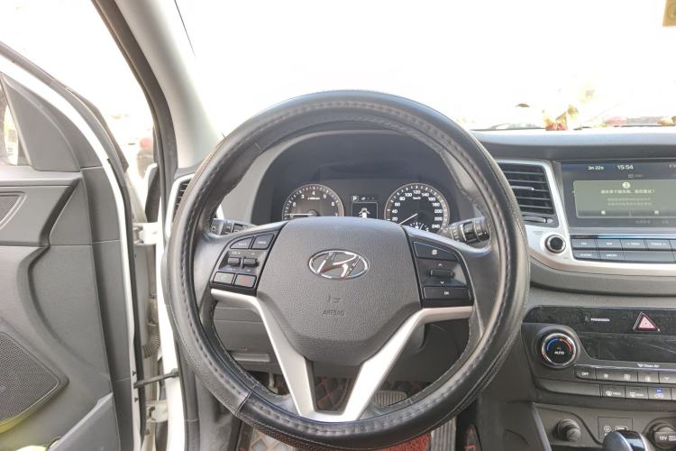 Used Hyundai Tucson 2018 1.6T Dual-Clutch Two-Wheel Drive 15th Anniversary Special Edition
