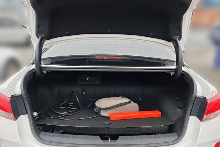 Used Kia K5 New Energy 2018 2.0L Smart Enjoyment Version Trunk