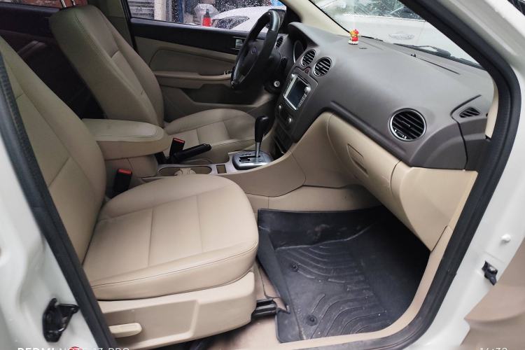 Used Ford Focus 2013 Hatchback Classic 1.8L Automatic Fashion Edition