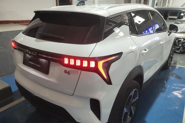 Used Lynk & Co 06 EM-P 2022 PHEV 84 km Range Pro Version