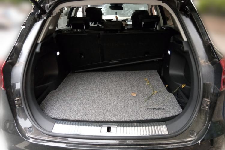 Used Hongqi HS5 2022 Revised Version 2.0T Smart Connect Flagship Edition Trunk