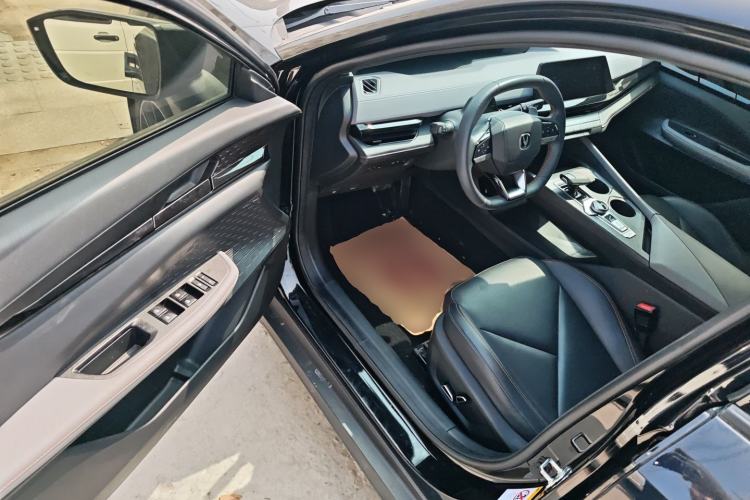 Used CHANGAN UNI-V 2022 1.5T Prestige Version