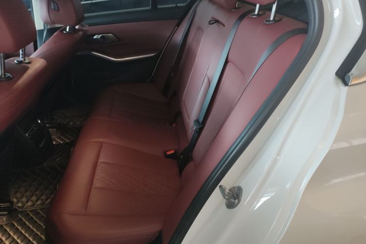 Used BMW 3 Series 2022 325i M Sport Package Left Rear Seat