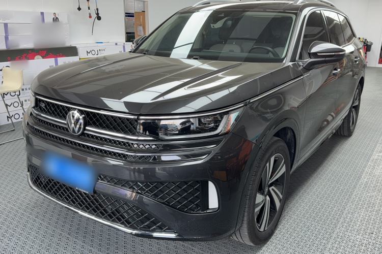 Used Volkswagen Tavendor 2024 380TSI All-Wheel-Drive R-Line Cruise Premium Edition