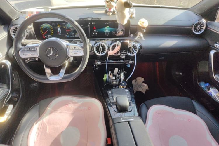 Used Mercedes-Benz A-Class 2020 Restyled A 200 L Sport Sedan Fashion Version
