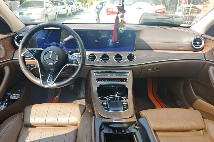 Used Mercedes-Benz E-Class 2022 Second Facelift E 300 L Luxury Edition
